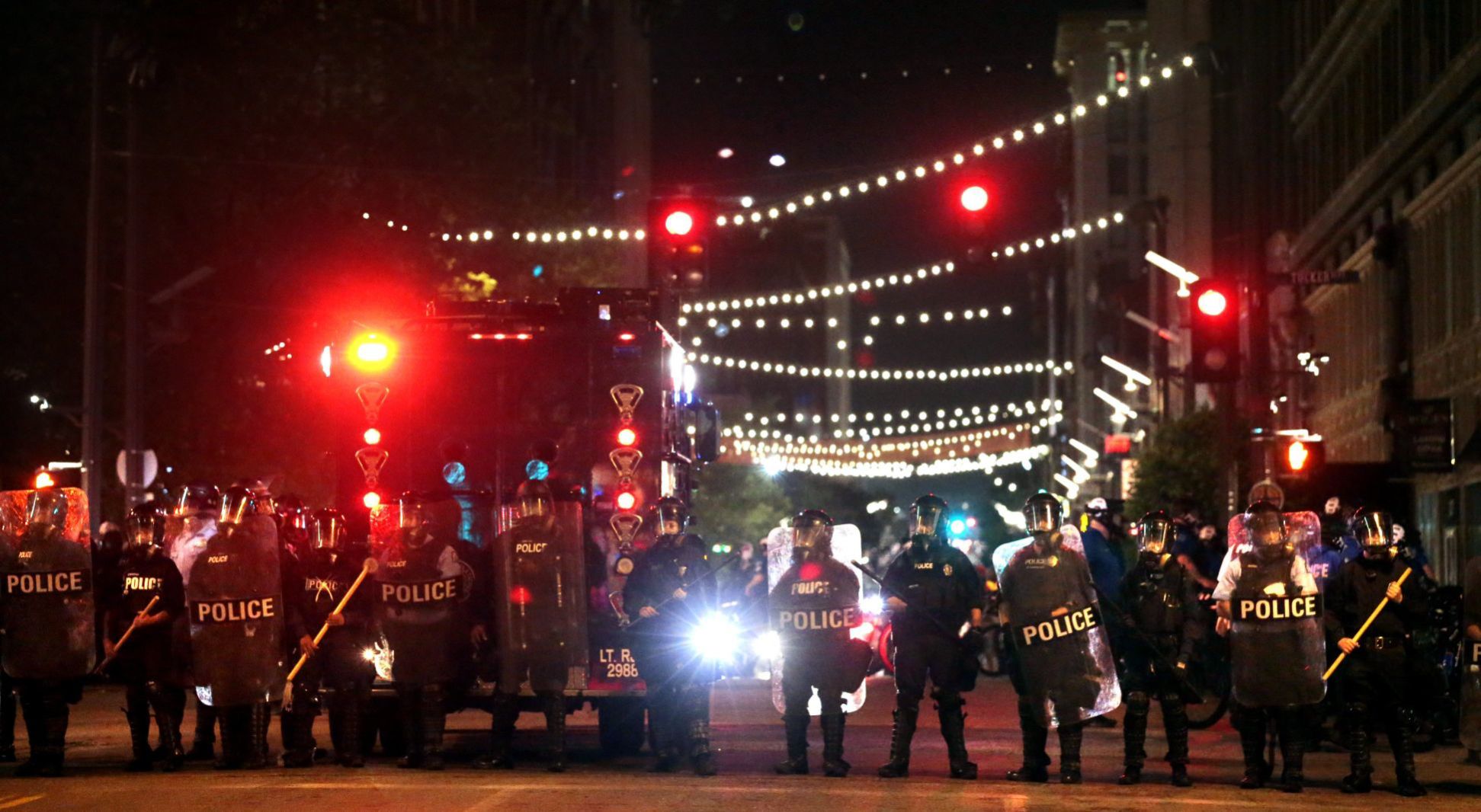 Looting, vandalism results from protest in downtown St. Louis